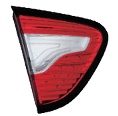 Feu arrière gauche pour RENAULT CAPTUR, 2013-2017, sans porte lampe,Interne, MAGNETI MARELLI Neuf